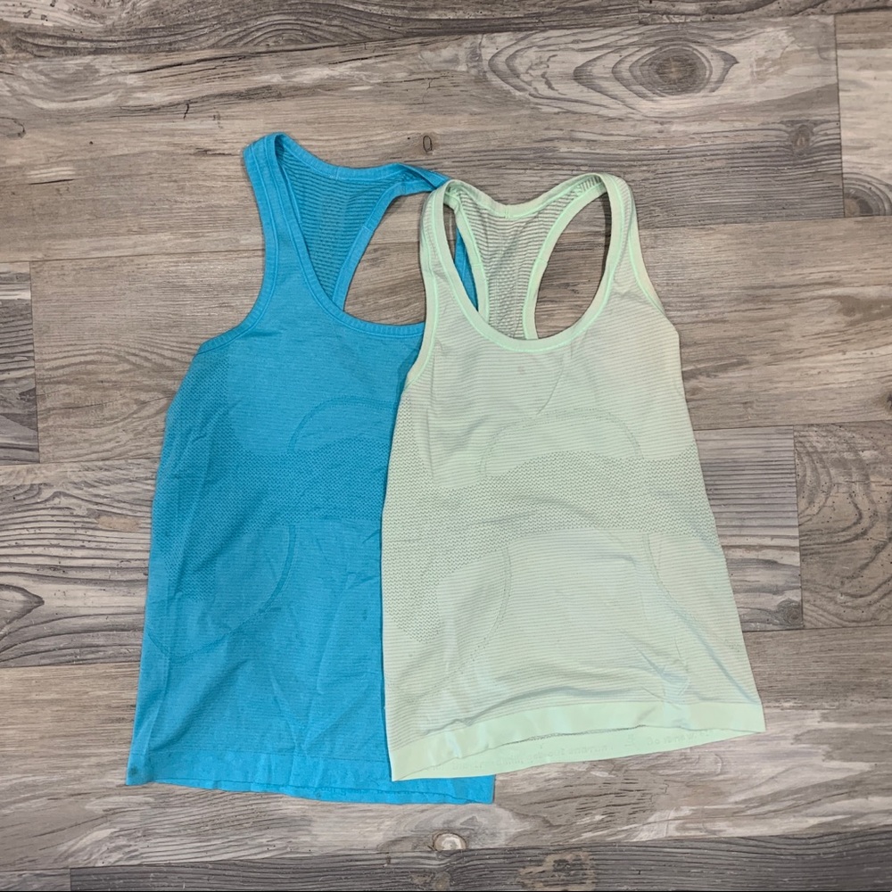 Set of 2 - Lululemon Tank Tops XS